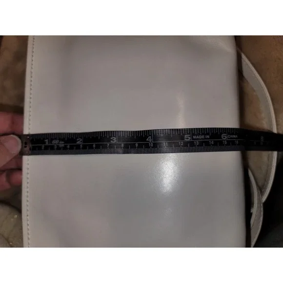 Vintage Monsac White Leather Crossbody - Picture 12 of 14